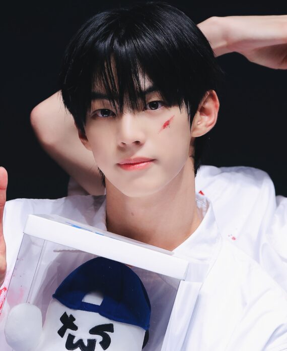 imagen de Dohoon integrante de TWS